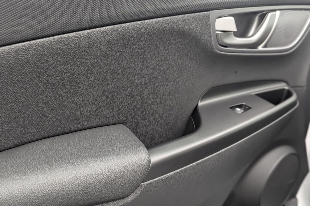 Used Hyundai KONA 2020 for sale - 77547428: Photo 28