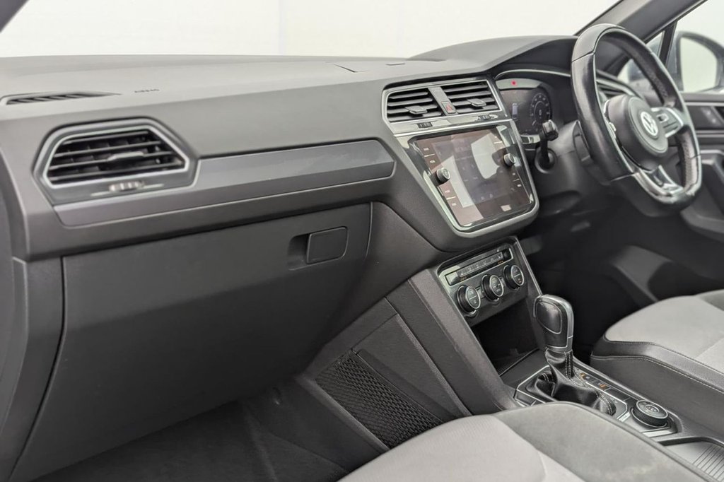 Used Volkswagen Tiguan 2018 for sale - 77967335: Photo 25