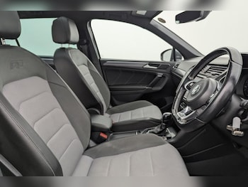 Used Volkswagen Tiguan 2018 for sale - 77967335: Photo