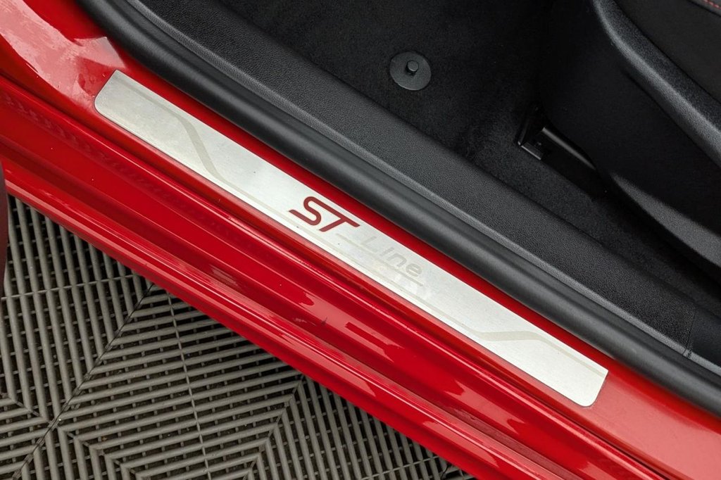 Used Ford Focus 2020 for sale - 77212017: Photo 31