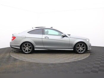 Used Mercedes-Benz C Class 2015 for sale - 77212276: Photo