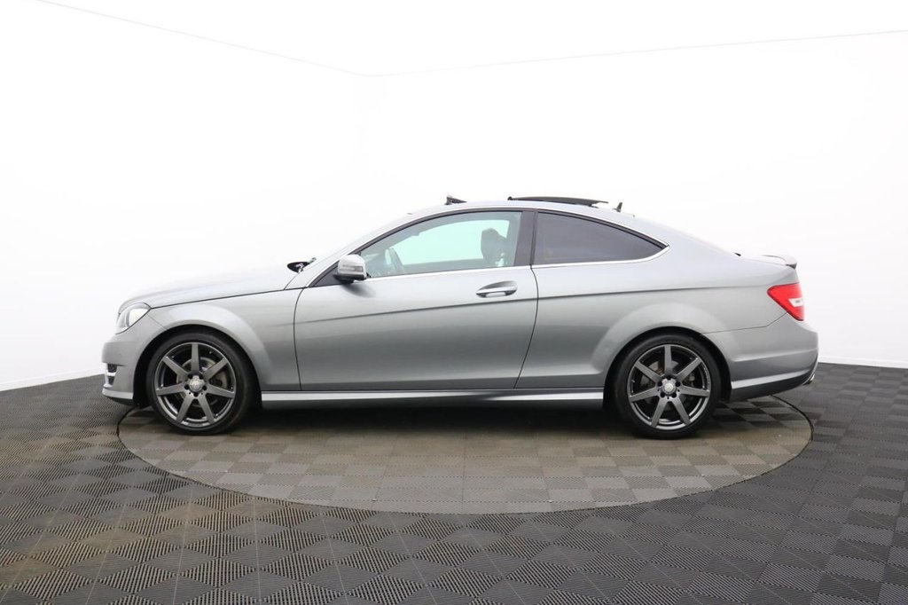 Used Mercedes-Benz C Class 2015 for sale - 77212276: Photo 8