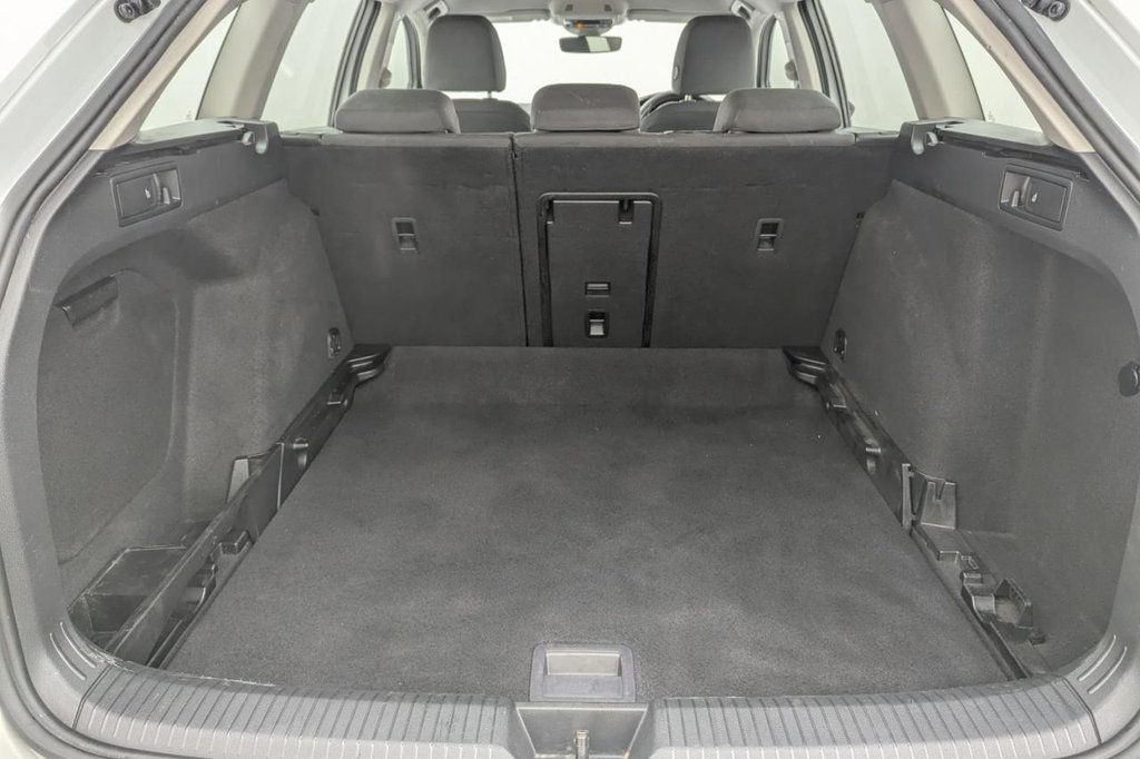 Used Volkswagen Golf 2023 for sale - 77668981: Photo 20