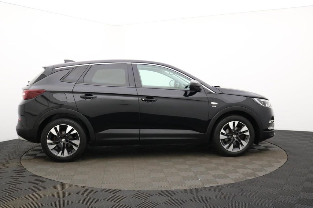 Used Vauxhall Grandland X 2020 for sale - 78030456: Photo 2
