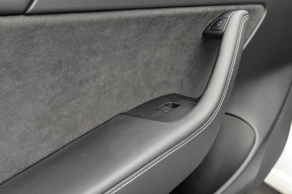 Used Tesla Model 3 2021 for sale - 77313250: Photo 36