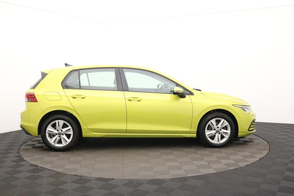 Used Volkswagen Golf 2021 for sale - 77212101: Photo 2