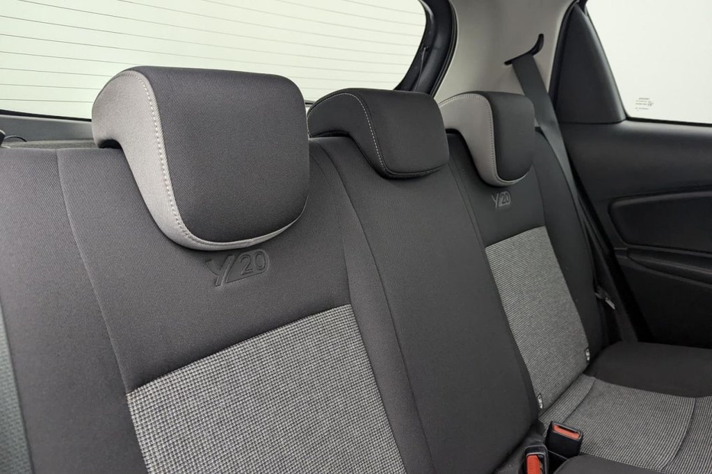 Used Toyota Yaris 2019 for sale - 77212172: Photo 17