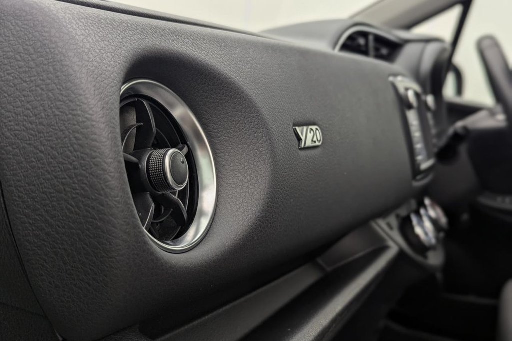 Used Toyota Yaris 2019 for sale - 77212172: Photo 19