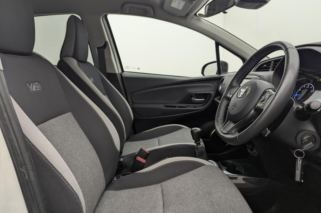 Used Toyota Yaris 2019 for sale - 77212172: Photo 3