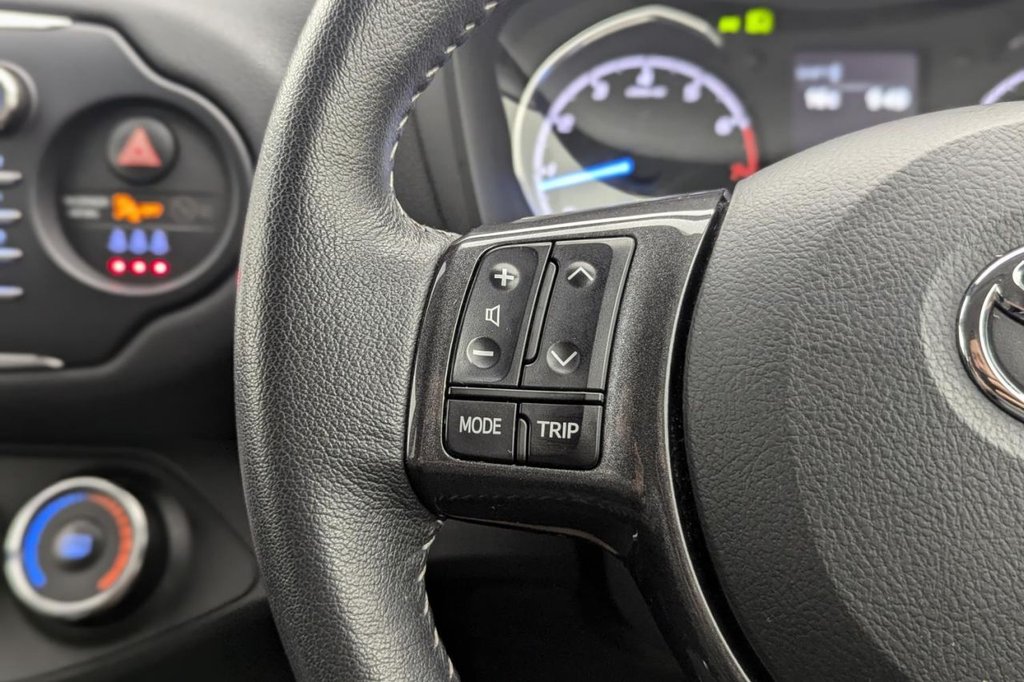 Used Toyota Yaris 2019 for sale - 77212172: Photo 30