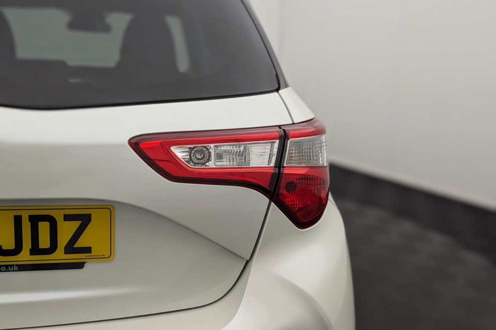 Used Toyota Yaris 2019 for sale - 77212172: Photo 43