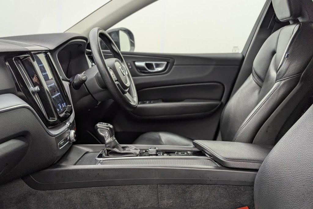 Used Volvo XC60 2019 for sale - 77211902: Photo 25