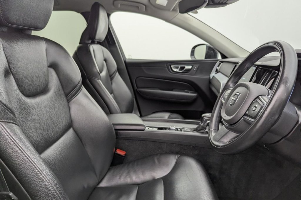 Used Volvo XC60 2019 for sale - 77211902: Photo 3
