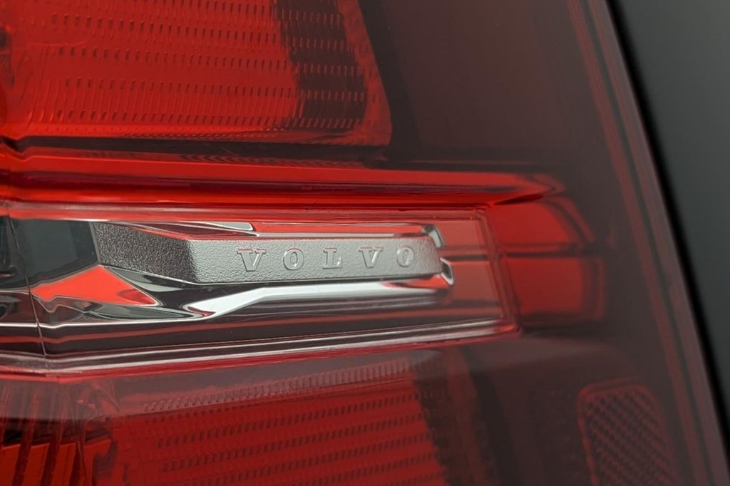 Used Volvo XC60 2019 for sale - 77211902: Photo 40