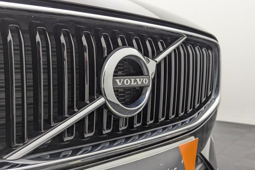 Used Volvo XC60 2019 for sale - 77211902: Photo 48
