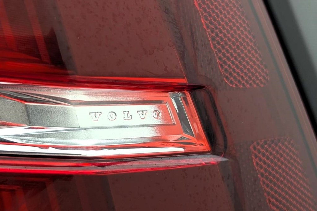 Used Volvo V60 2021 for sale - 77583282: Photo 40