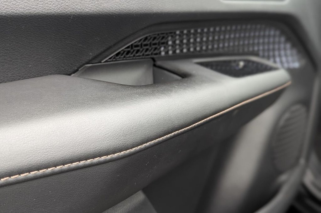 Used Nissan ARIYA 2022 for sale - 77680400: Photo 33