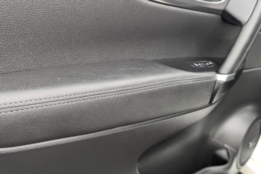 Used Nissan Qashqai 2019 for sale - 77507846: Photo 30