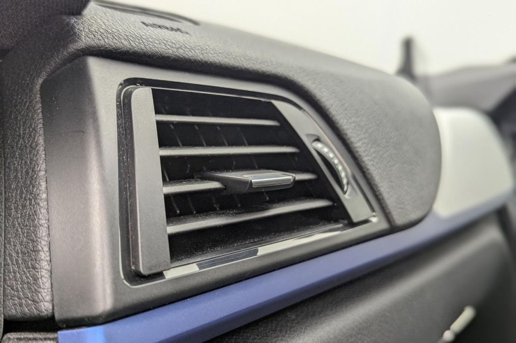 Used BMW 3 Series 2016 for sale - 77212573: Photo 22