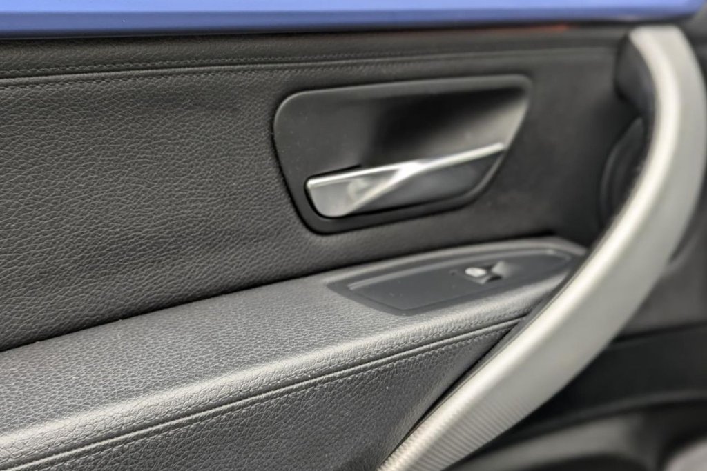 Used BMW 3 Series 2016 for sale - 77212573: Photo 32