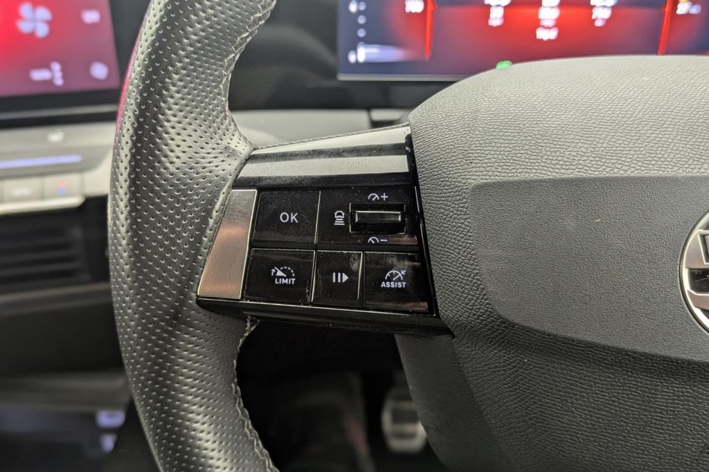 Used Vauxhall Astra 2022 for sale - 77780659: Photo 31