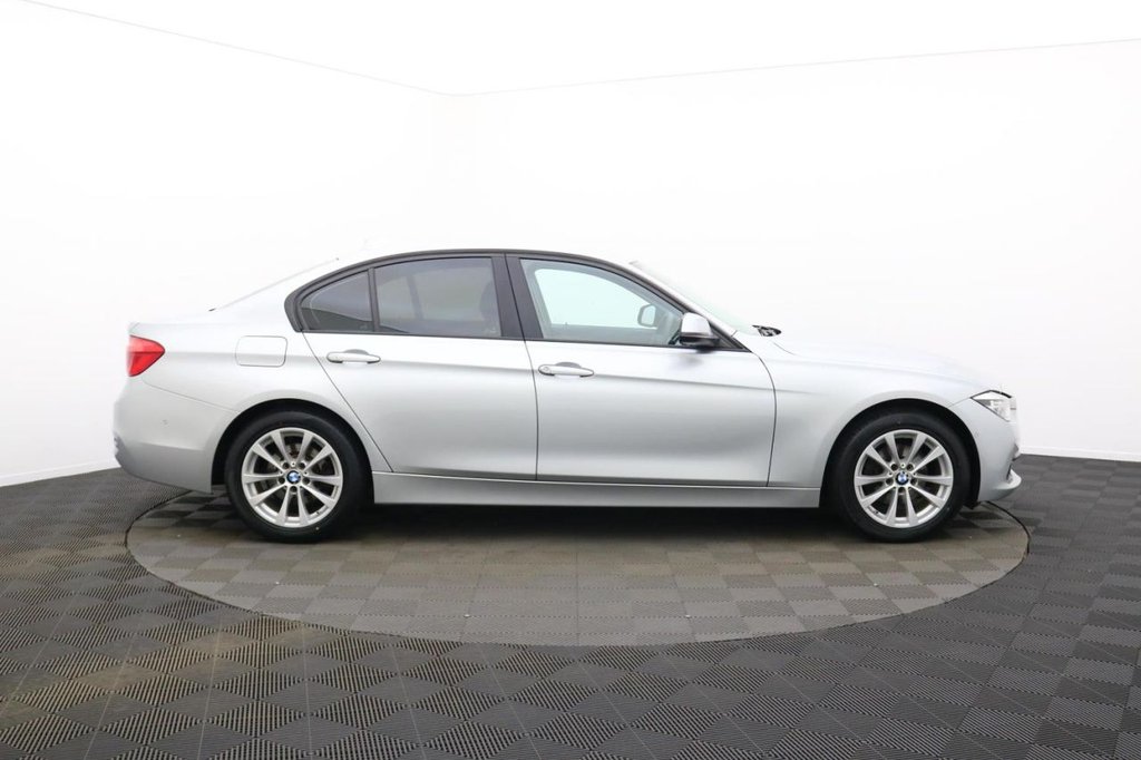 Used BMW 3 Series 2018 for sale - 77212227: Photo 2