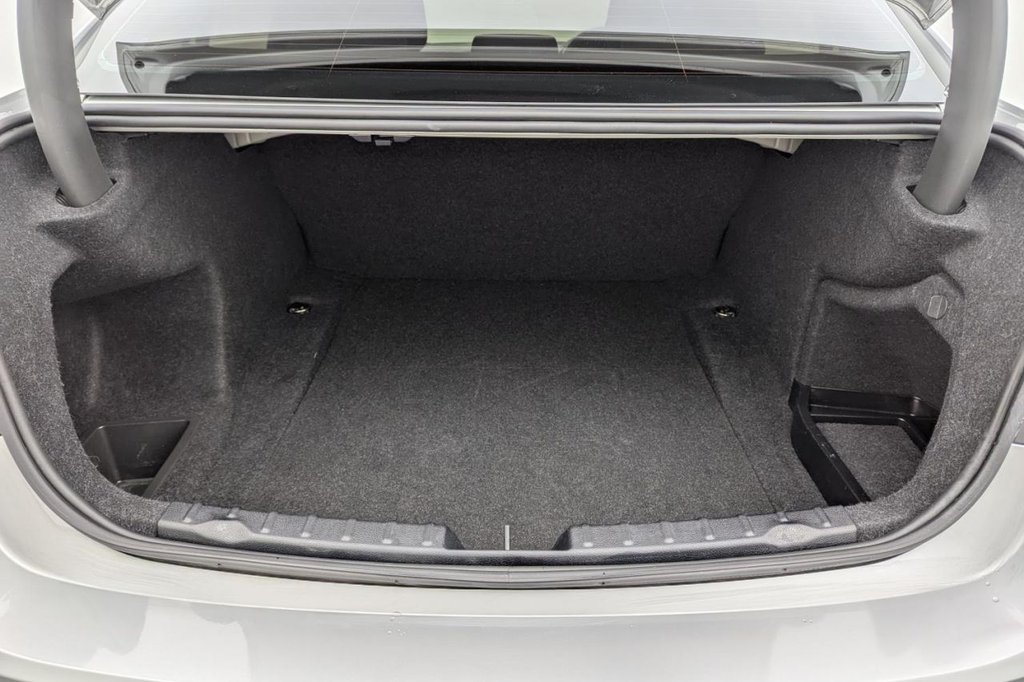 Used BMW 3 Series 2018 for sale - 77212227: Photo 27