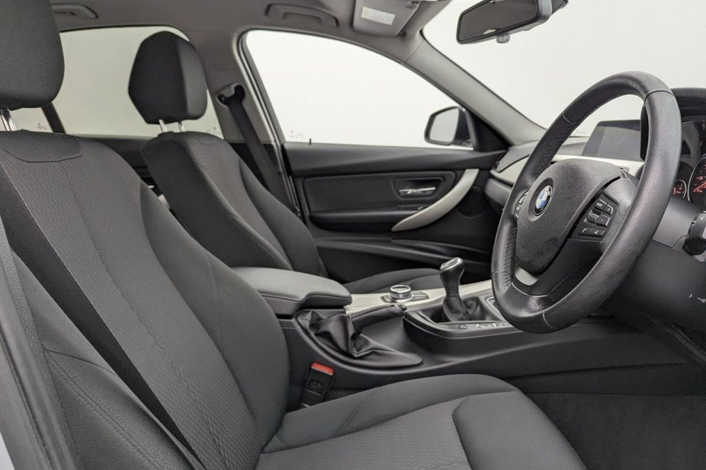 Used BMW 3 Series 2018 for sale - 77212227: Photo 3