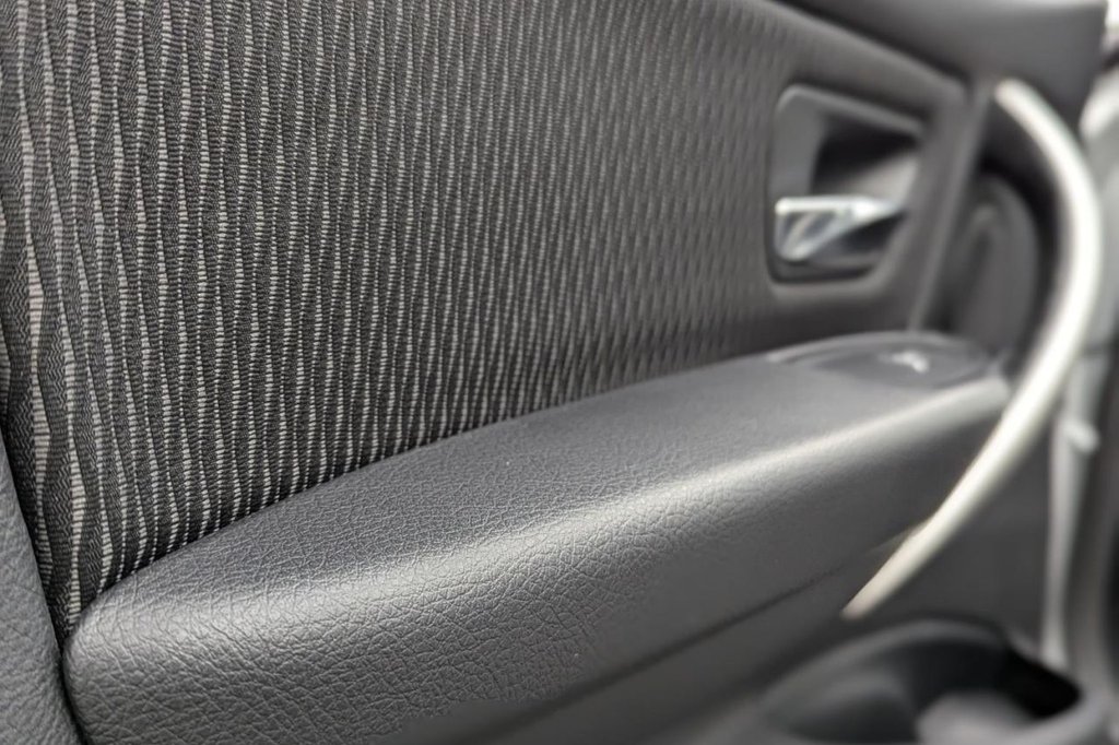 Used BMW 3 Series 2018 for sale - 77212227: Photo 30