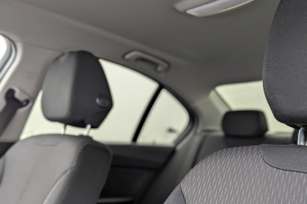 Used BMW 3 Series 2018 for sale - 77212227: Photo 33