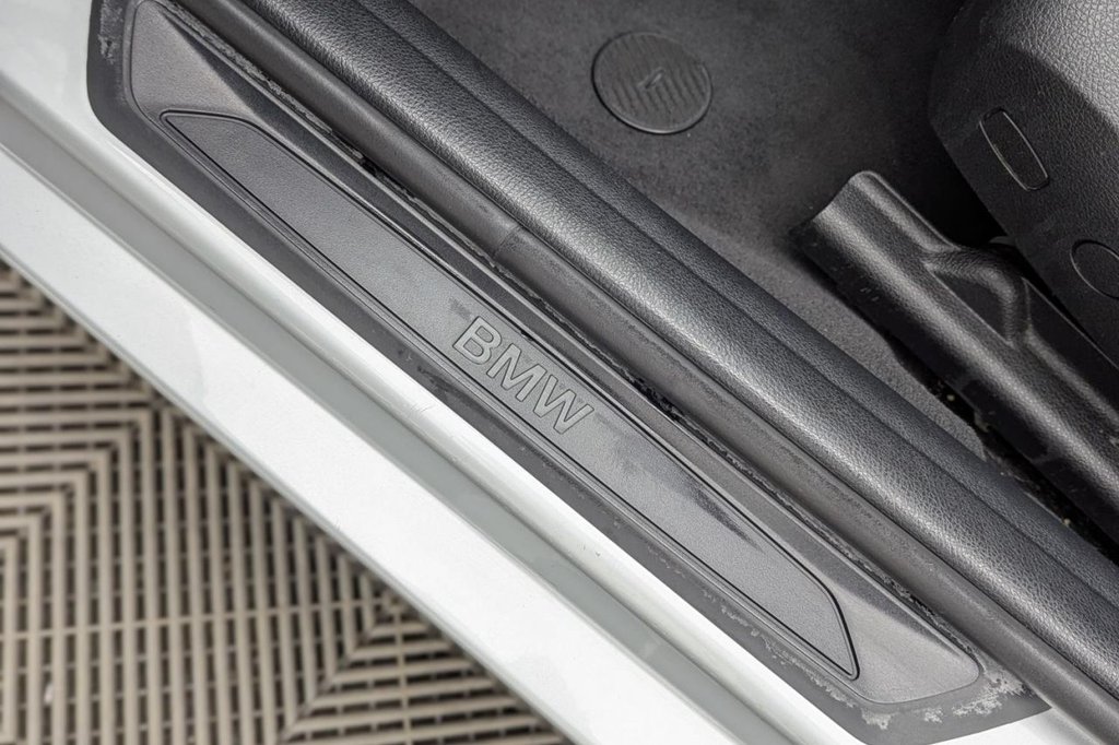 Used BMW 3 Series 2018 for sale - 77212227: Photo 36