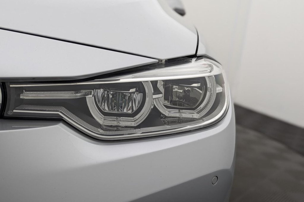 Used BMW 3 Series 2018 for sale - 77212227: Photo 46