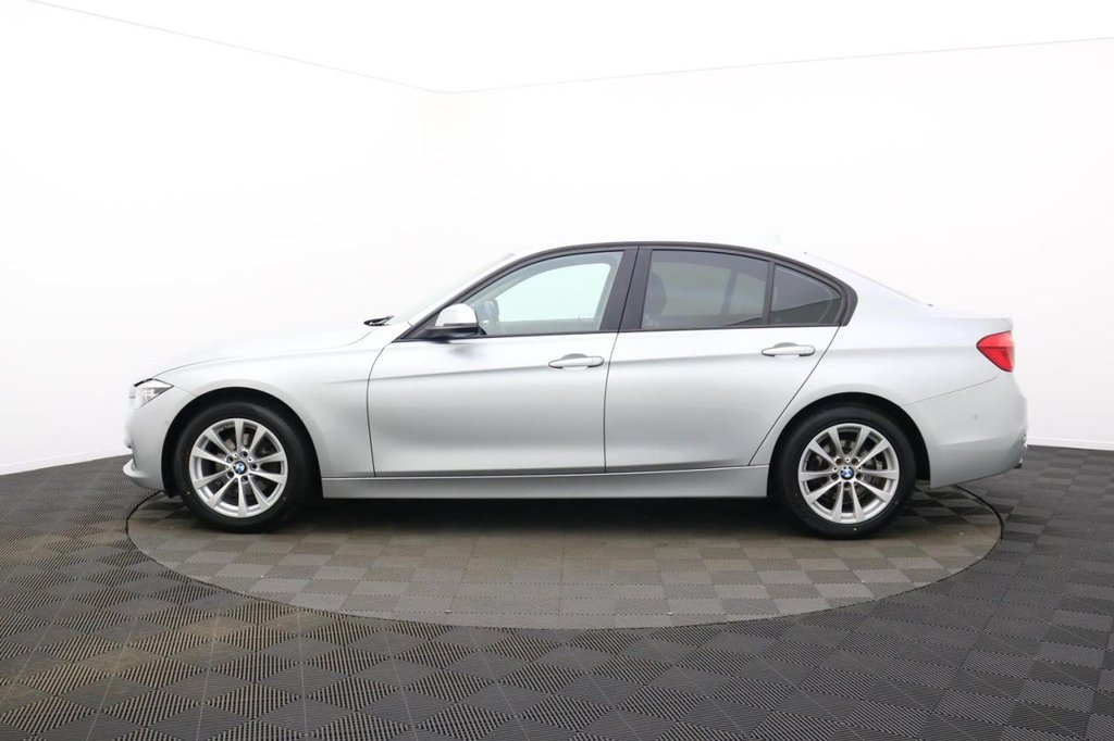 Used BMW 3 Series 2018 for sale - 77212227: Photo 8