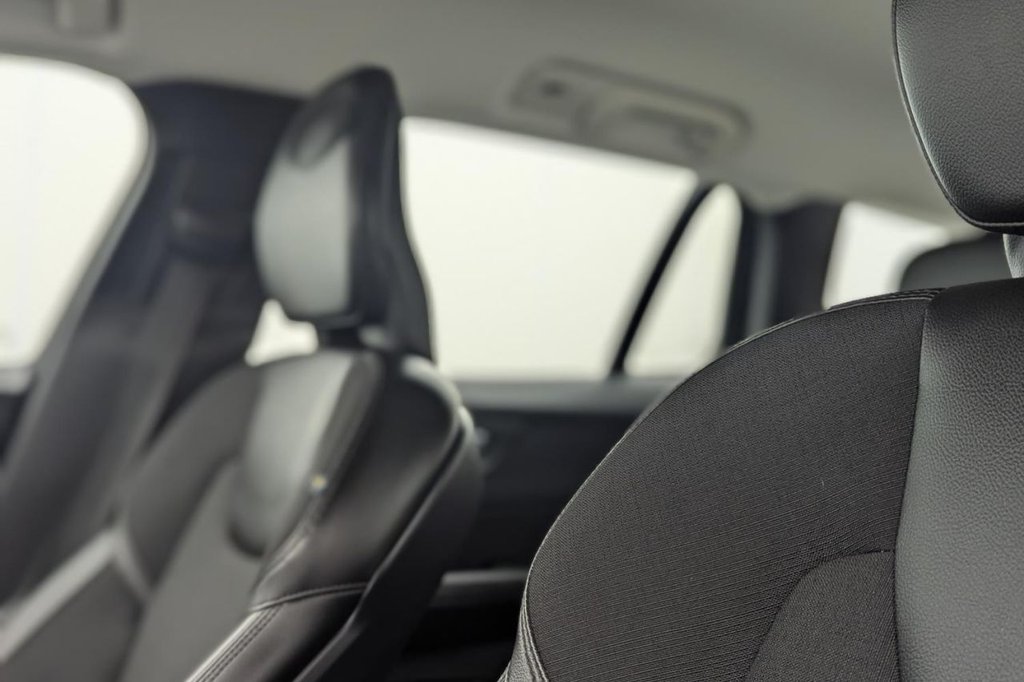 Used Volvo V60 2018 for sale - 77594187: Photo 28