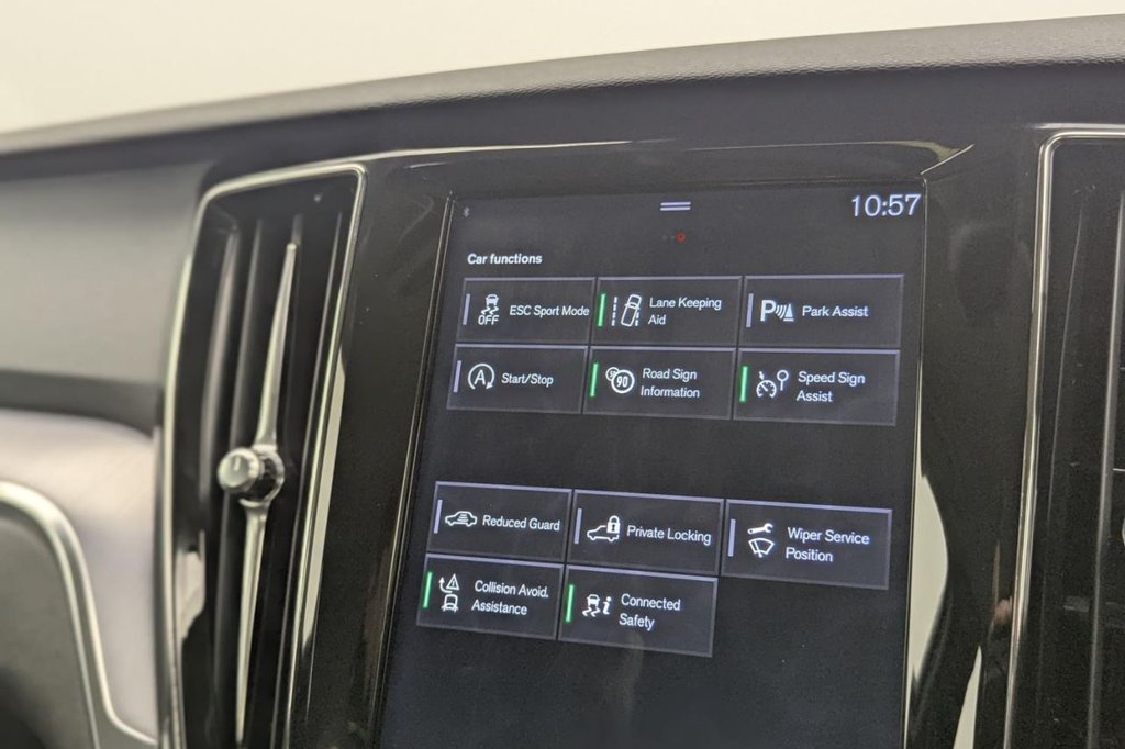 Used Volvo V60 2018 for sale - 77594187: Photo 29