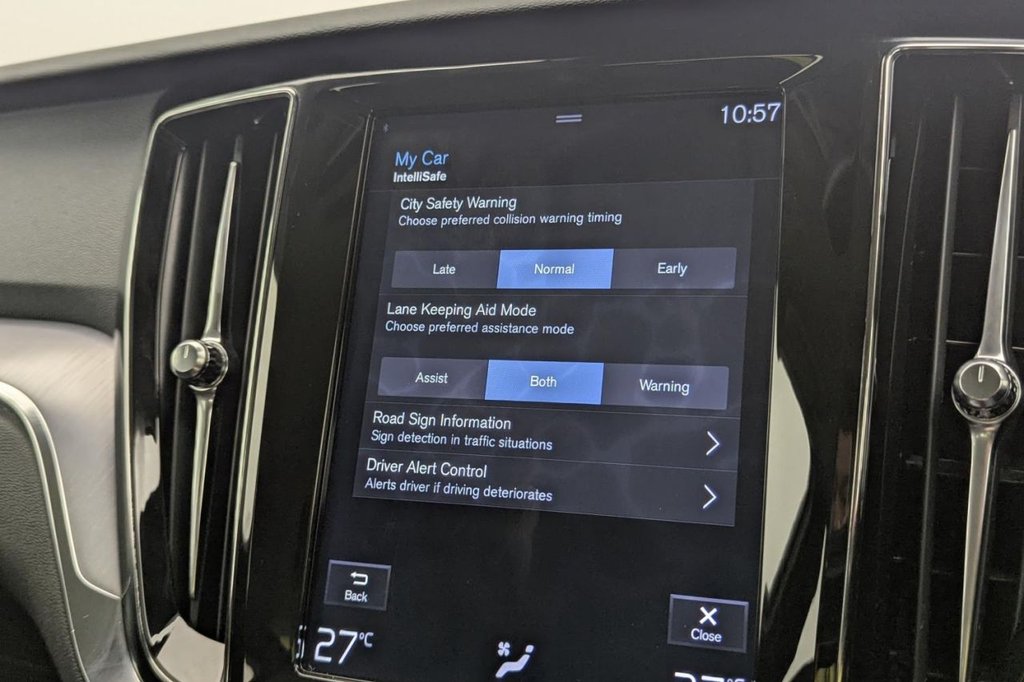 Used Volvo V60 2018 for sale - 77594187: Photo 39