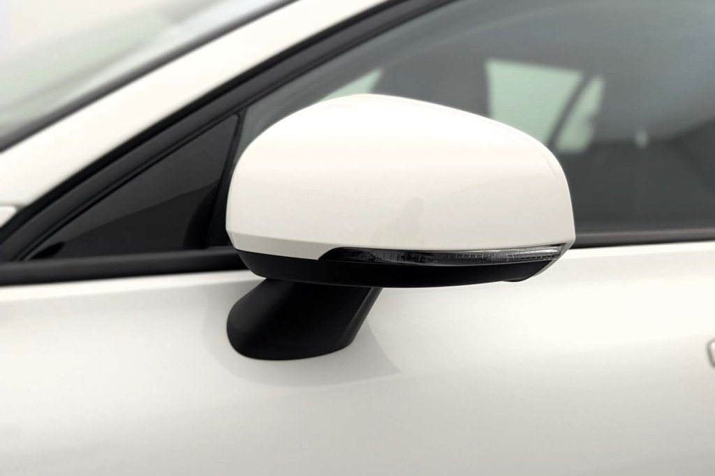 Used Volvo V60 2018 for sale - 77594187: Photo 41