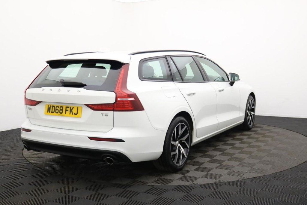 Used Volvo V60 2018 for sale - 77594187: Photo 5