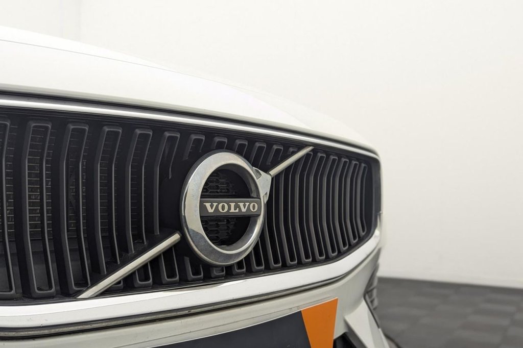 Used Volvo V60 2018 for sale - 77594187: Photo 50