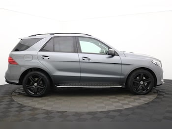 Used Mercedes-Benz GLE 2018 for sale - 77655065: Photo