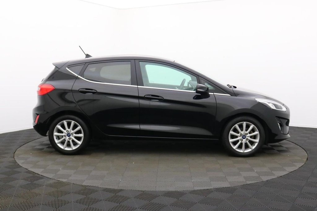 Used Ford Fiesta 2019 for sale - 77212236: Photo 2