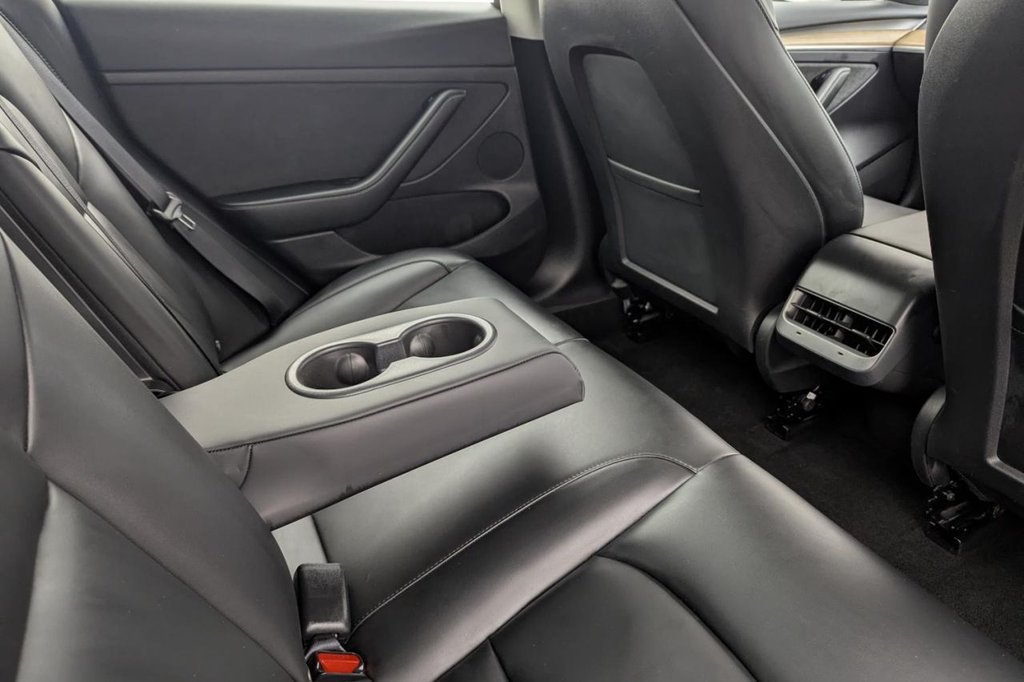 Used Tesla Model 3 2021 for sale - 77212345: Photo 18