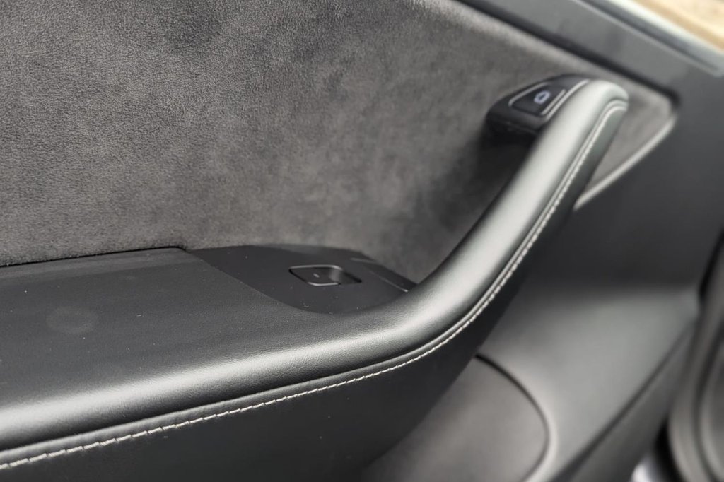 Used Tesla Model 3 2021 for sale - 77212345: Photo 33