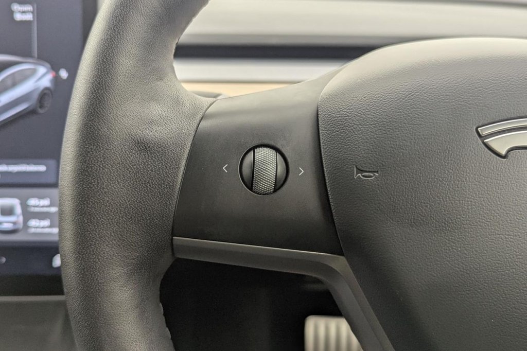 Used Tesla Model 3 2021 for sale - 77212345: Photo 37