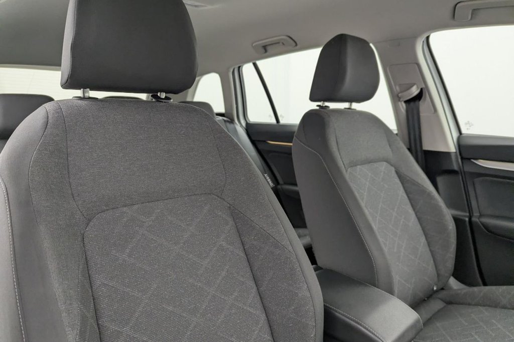 Used Volkswagen Golf 2023 for sale - 77212231: Photo 15