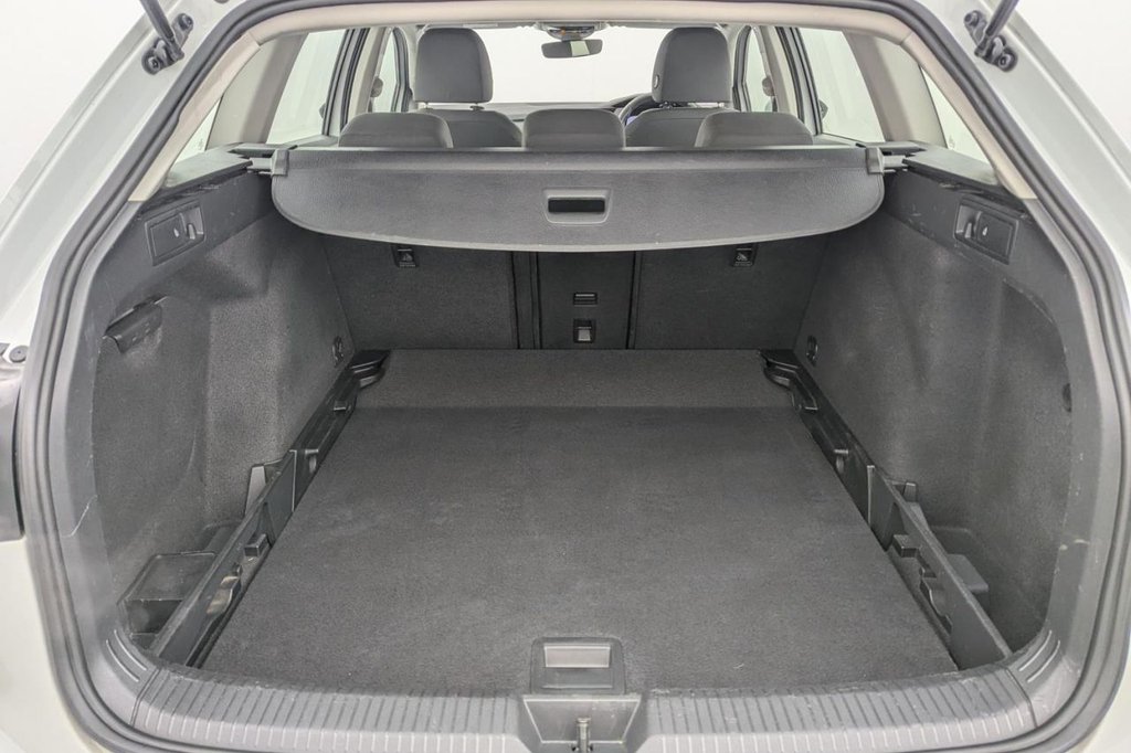 Used Volkswagen Golf 2023 for sale - 77212231: Photo 22