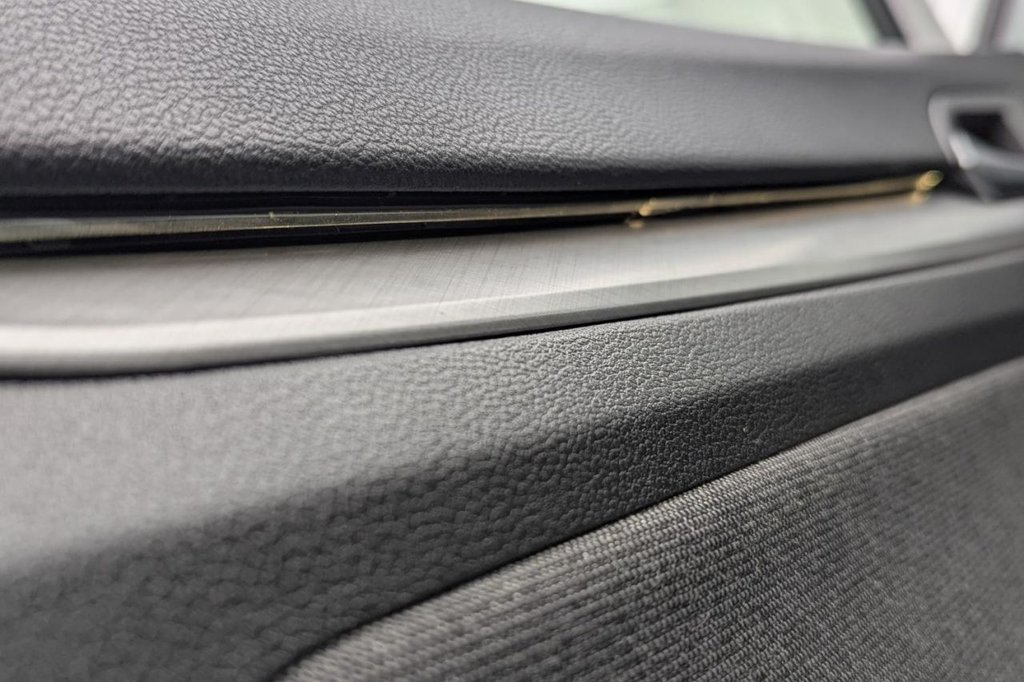 Used Volkswagen Golf 2023 for sale - 77212231: Photo 33