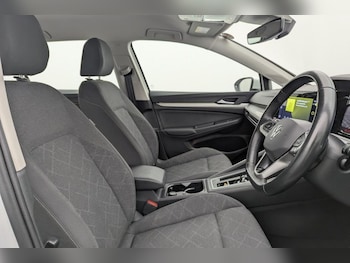 Used Volkswagen Golf 2023 for sale - 77212231: Photo