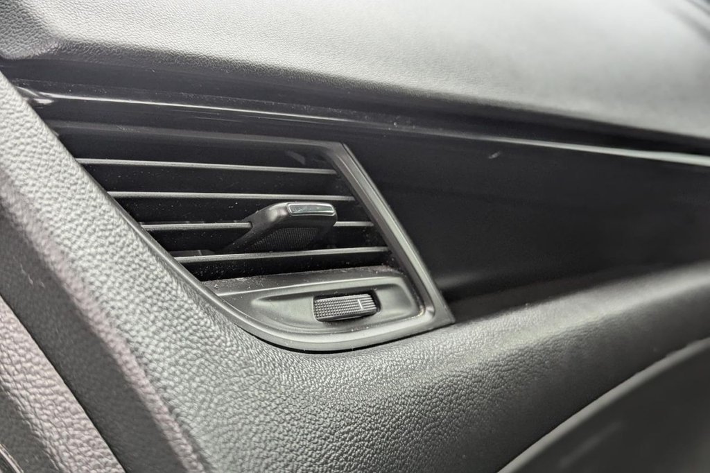 Used Vauxhall Zafira 2014 for sale - 77212917: Photo 24