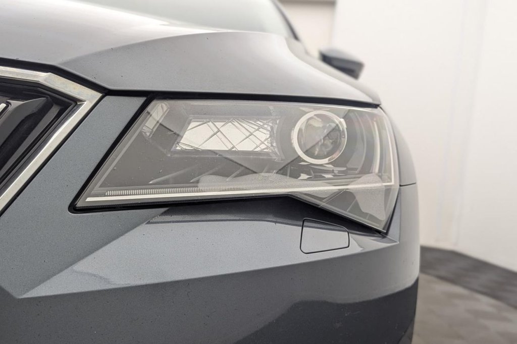 Used Skoda Superb 2018 for sale - 77583270: Photo 43